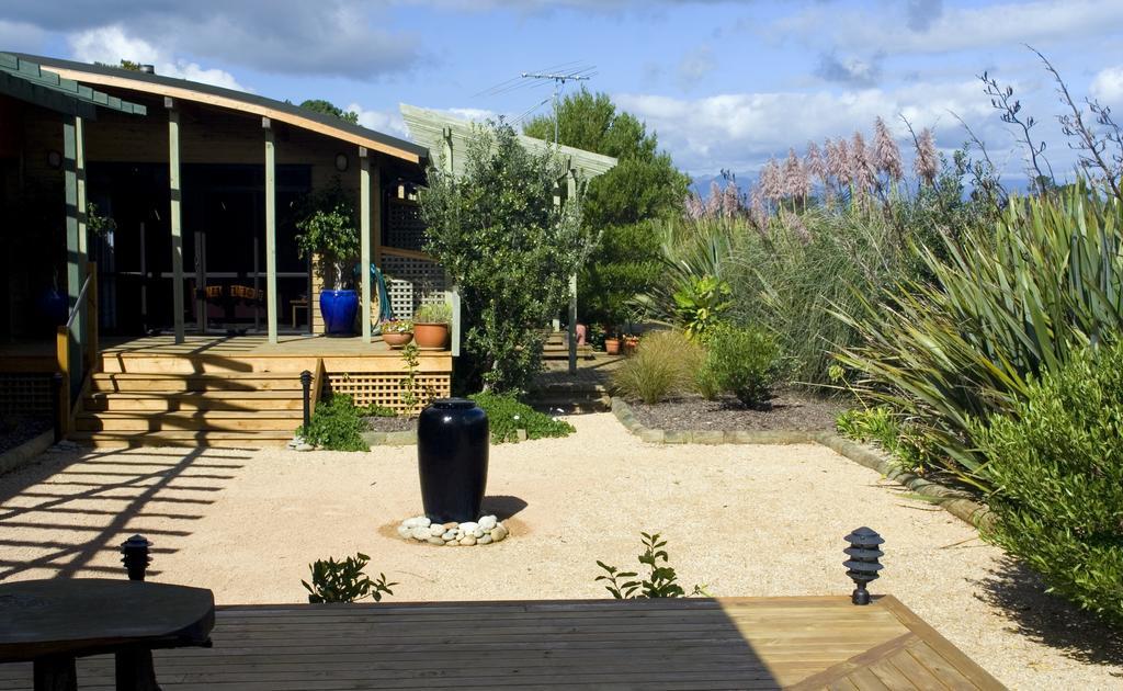 Twin Waters Lodge Collingwood Bagian luar foto